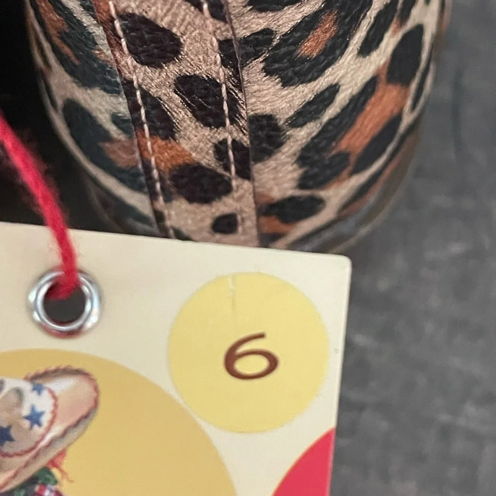 Ariat new tags